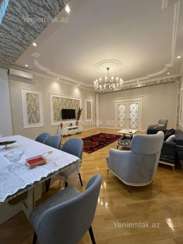Satılır 4 otaqlı yeni tikili 230 m²