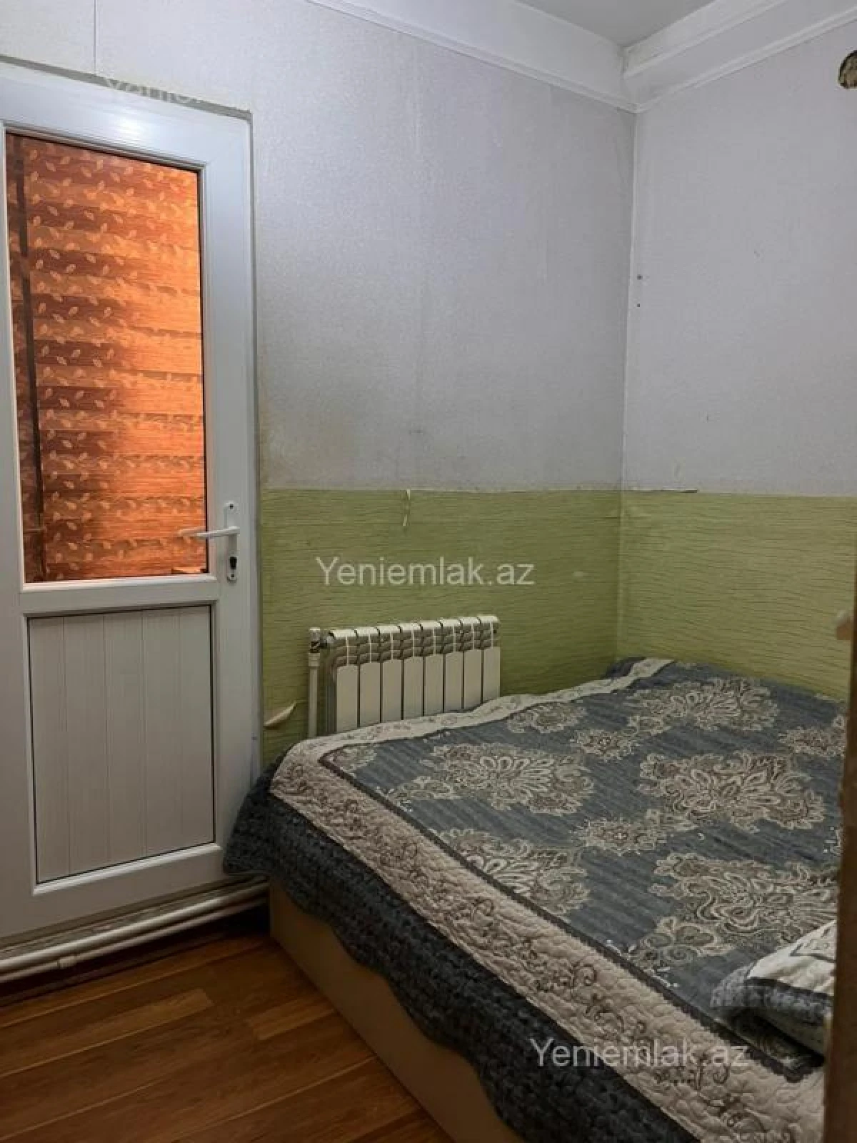 Satılır 1 otaqlı köhnə tikili 40 m²