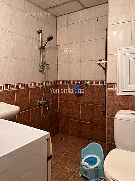 Satılır 1 otaqlı köhnə tikili 40 m²