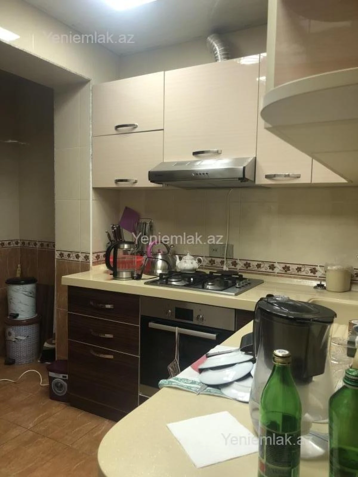 Satılır 4 otaqlı köhnə tikili 100 m²