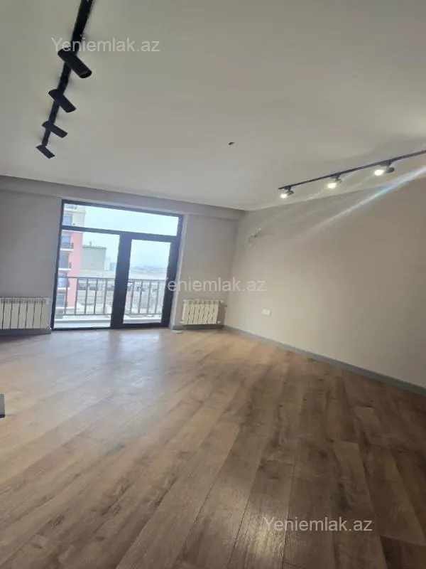 Satılır 3 otaqlı yeni tikili 112 m²
