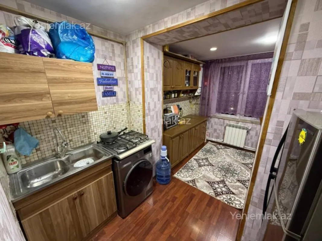 Satılır 2 otaqlı köhnə tikili 52 m²