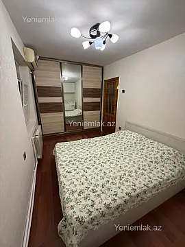 Satılır 2 otaqlı köhnə tikili 52 m²