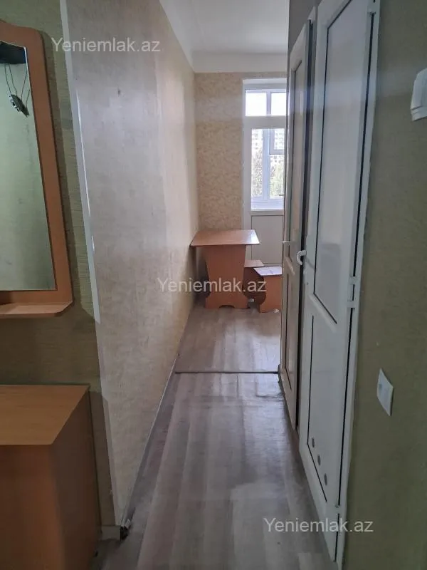 Satılır 2 otaqlı köhnə tikili 60 m²