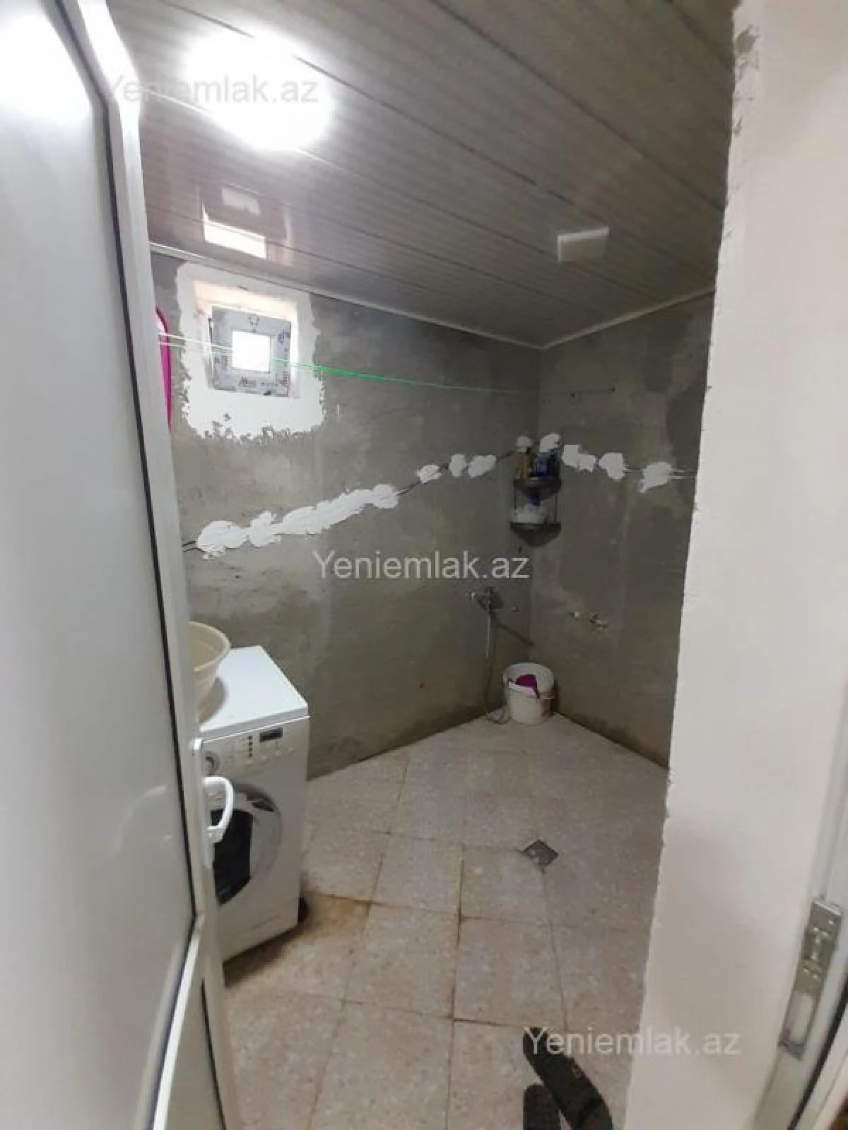 Satılır 6 otaqlı həyət evi 100 m²