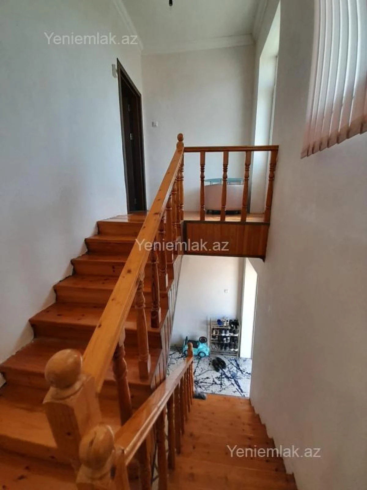 Satılır 6 otaqlı həyət evi 100 m²