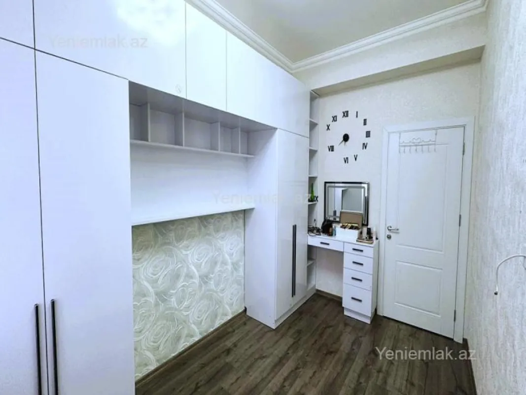 Satılır 2 otaqlı yeni tikili 50 m²