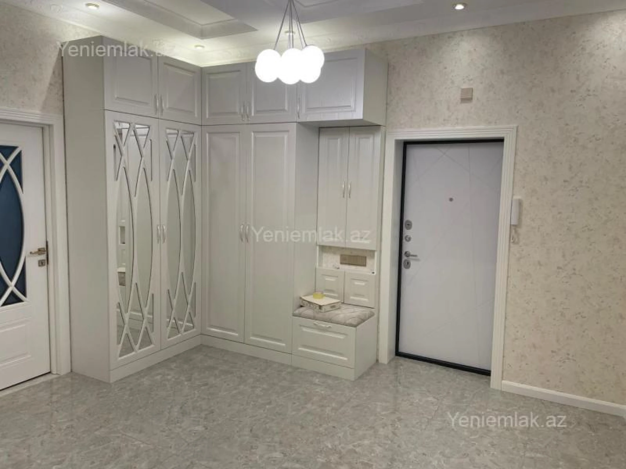 Satılır 3 otaqlı yeni tikili 145 m²