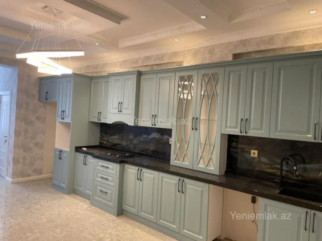 Satılır 3 otaqlı yeni tikili 145 m²