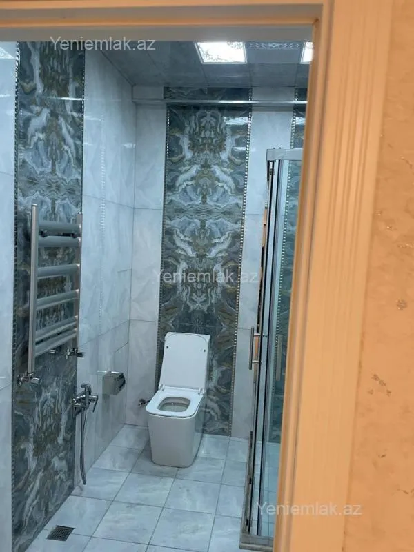 Satılır 3 otaqlı yeni tikili 145 m²