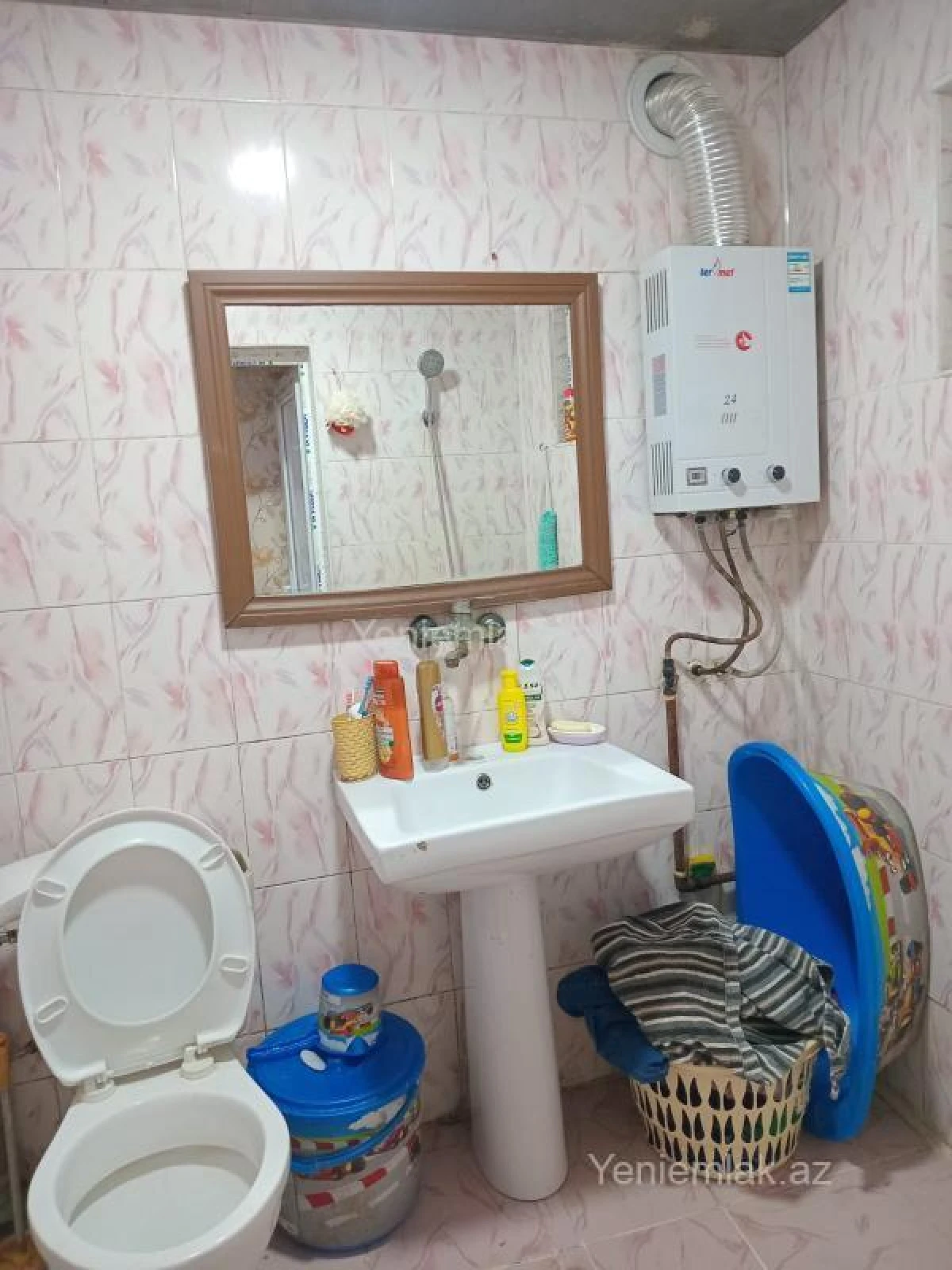 Satılır 1 otaqlı köhnə tikili 30 m²