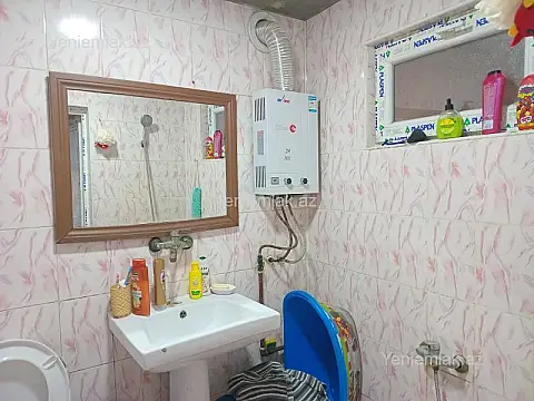 Satılır 1 otaqlı köhnə tikili 30 m²