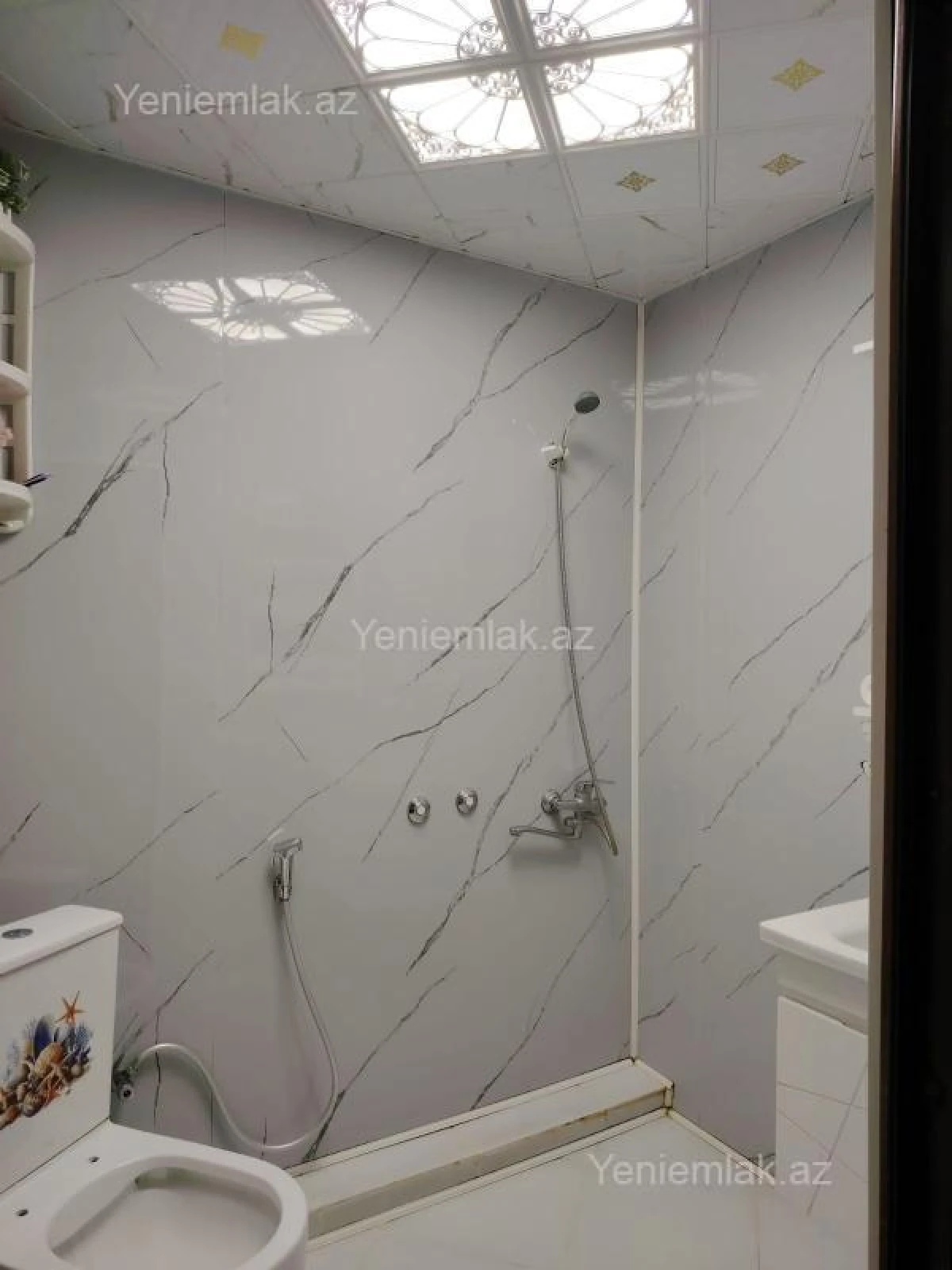 Satılır 4 otaqlı köhnə tikili 90 m²