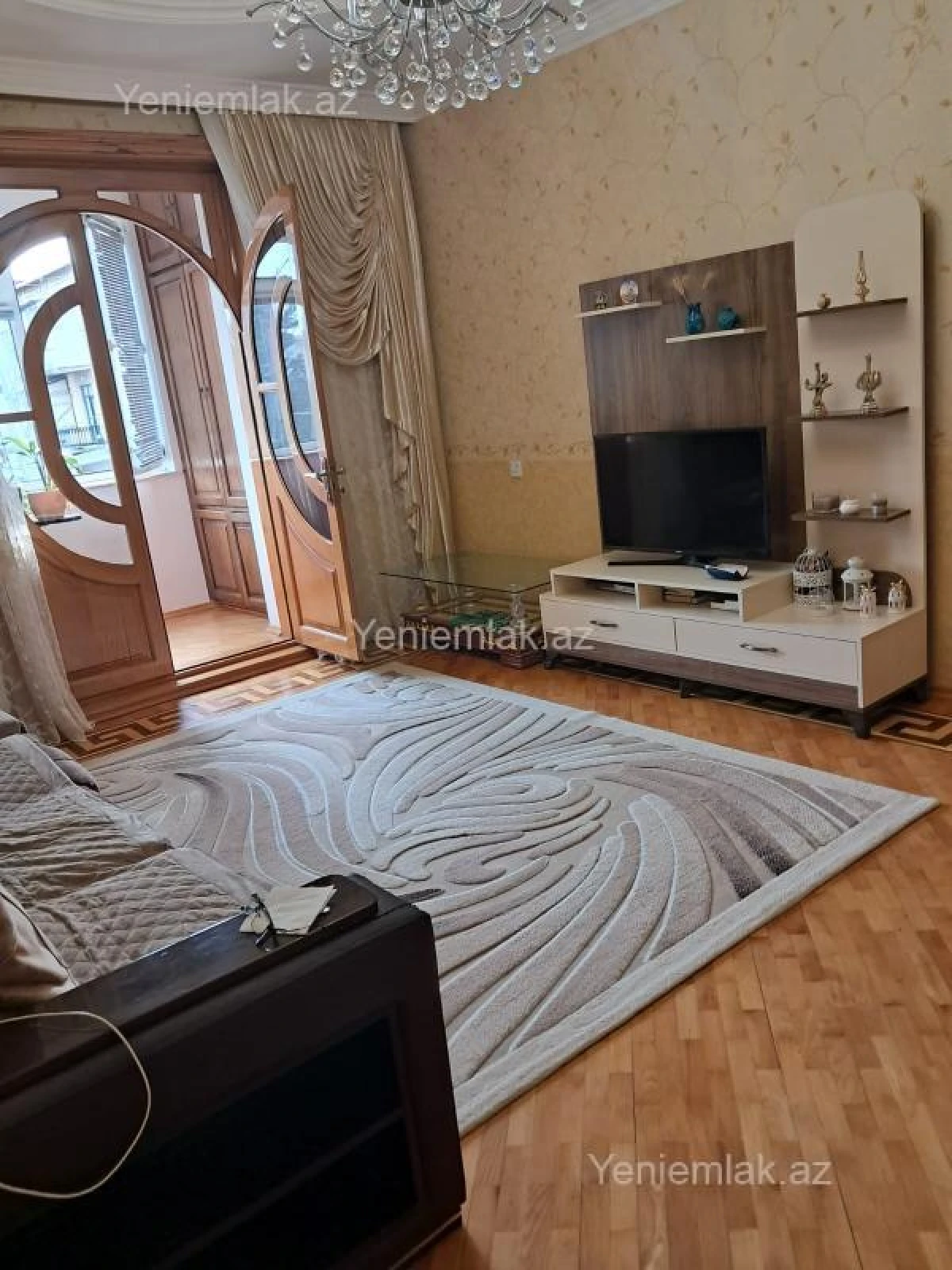 Satılır 3 otaqlı köhnə tikili 75 m²