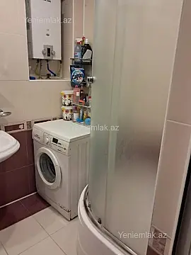 Satılır 3 otaqlı köhnə tikili 75 m²