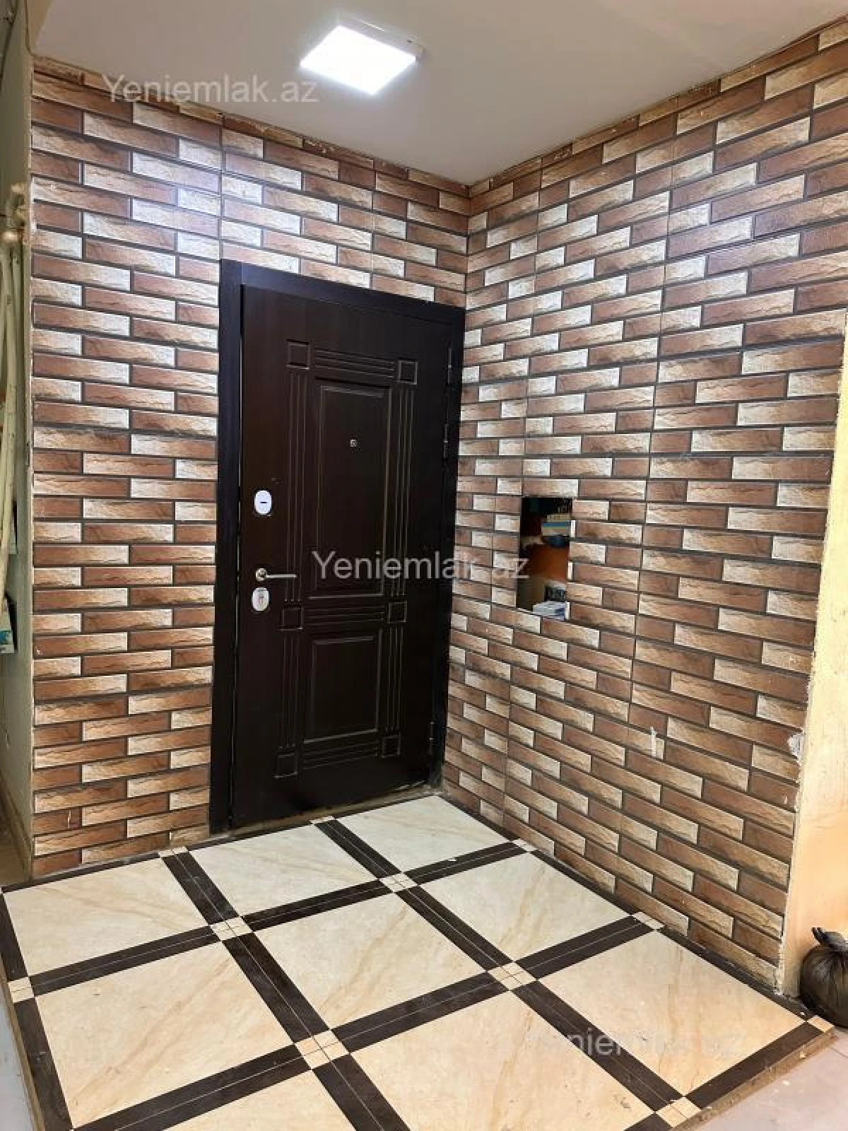 Satılır 3 otaqlı yeni tikili 76 m²