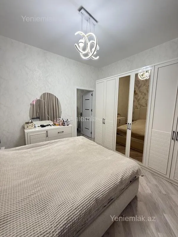 Satılır 2 otaqlı yeni tikili 63 m²