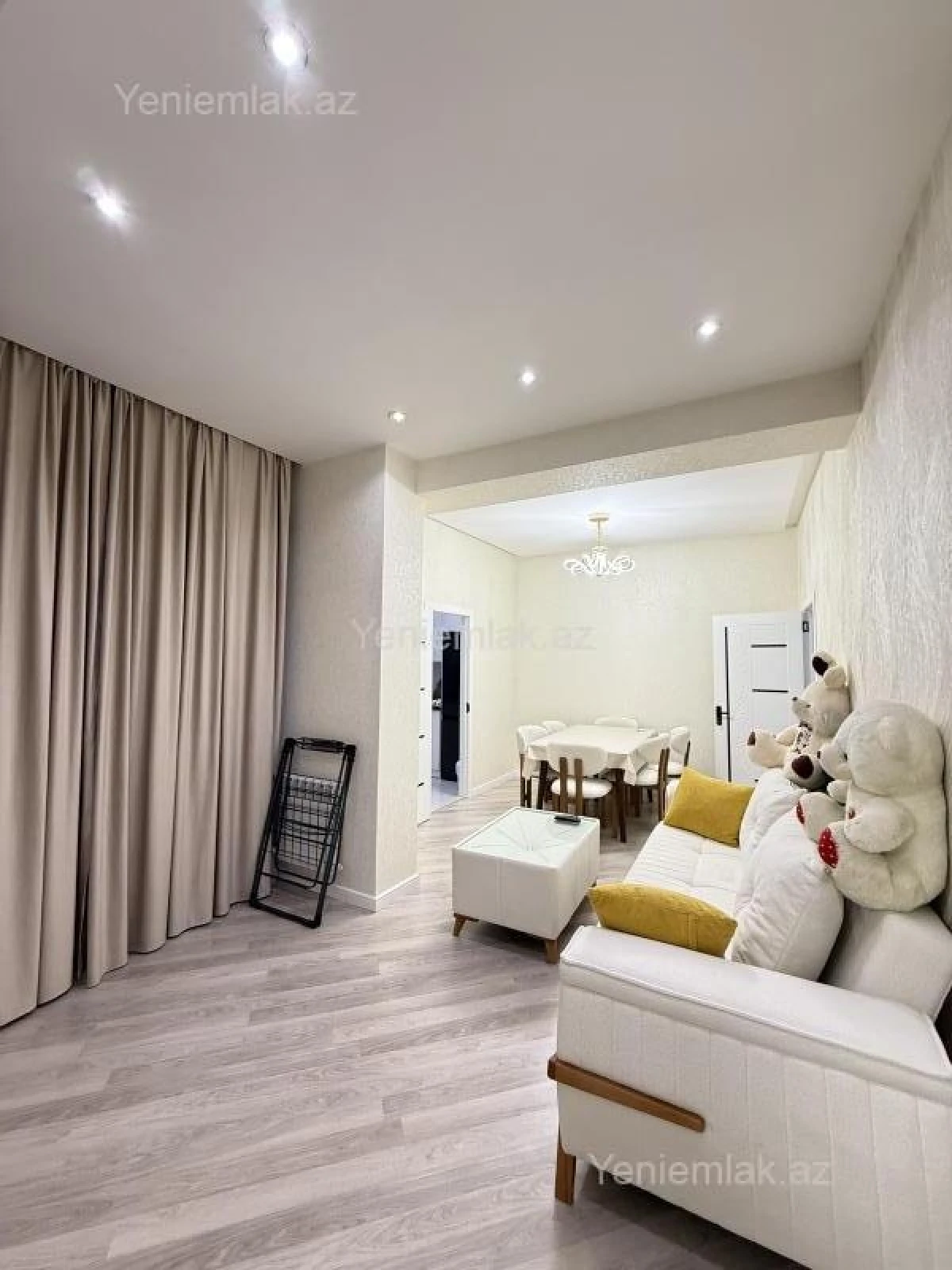 Satılır 2 otaqlı yeni tikili 63 m²