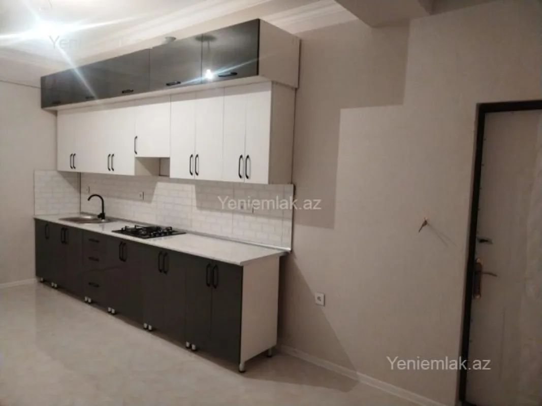 Satılır 2 otaqlı yeni tikili 74 m²