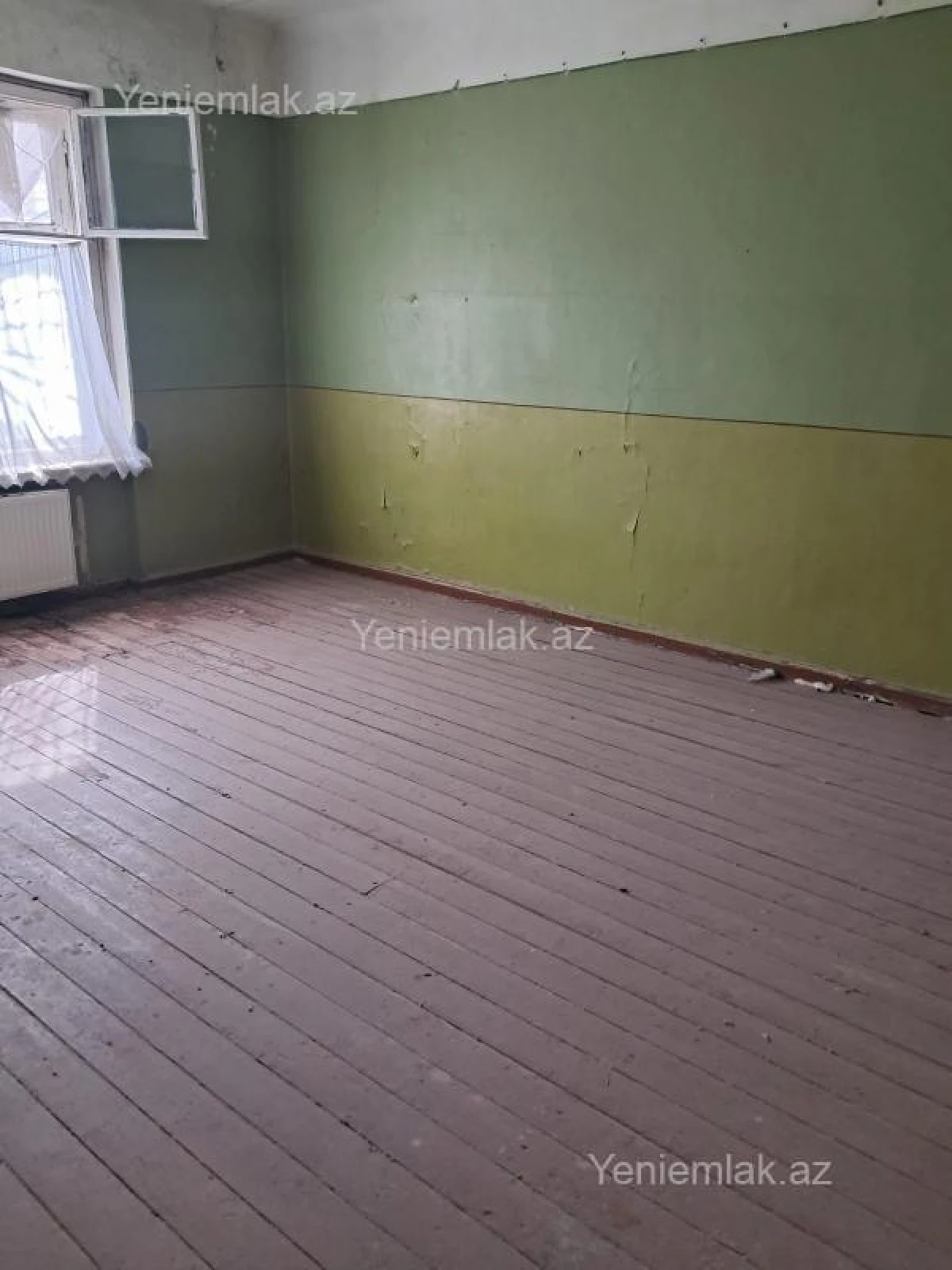 Satılır 3 otaqlı köhnə tikili 75 m²