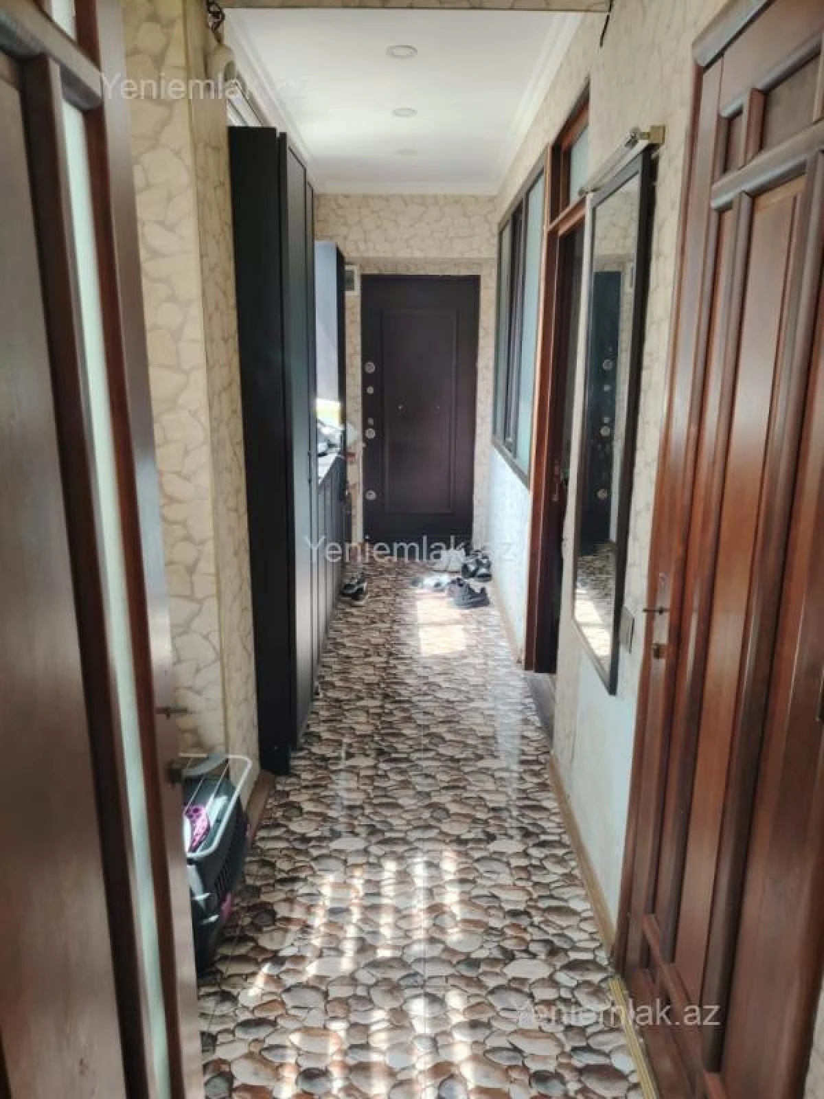 Satılır 3 otaqlı köhnə tikili 120 m²
