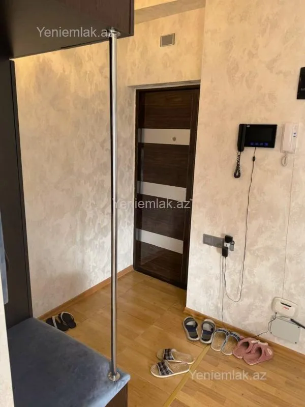 Satılır 2 otaqlı yeni tikili 75 m²