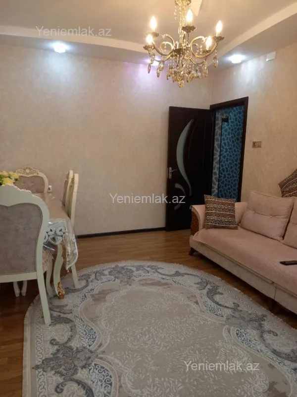 Satılır 3 otaqlı köhnə tikili 70 m²