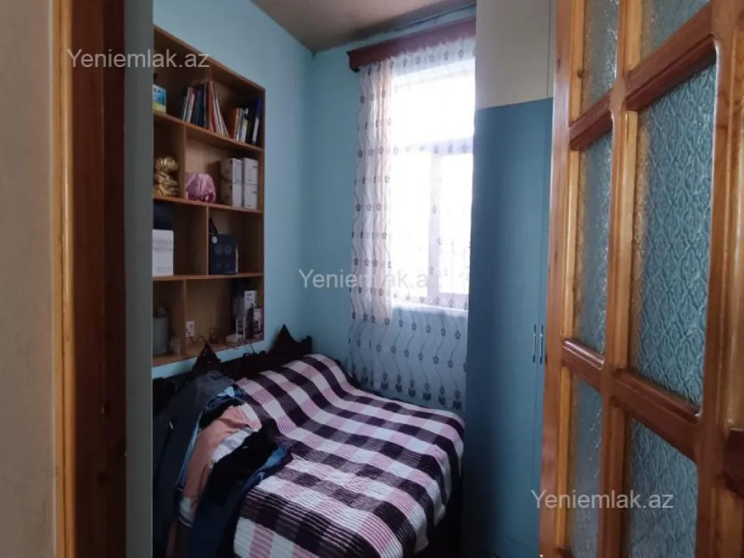 Satılır 5 otaqlı həyət evi 170 m²