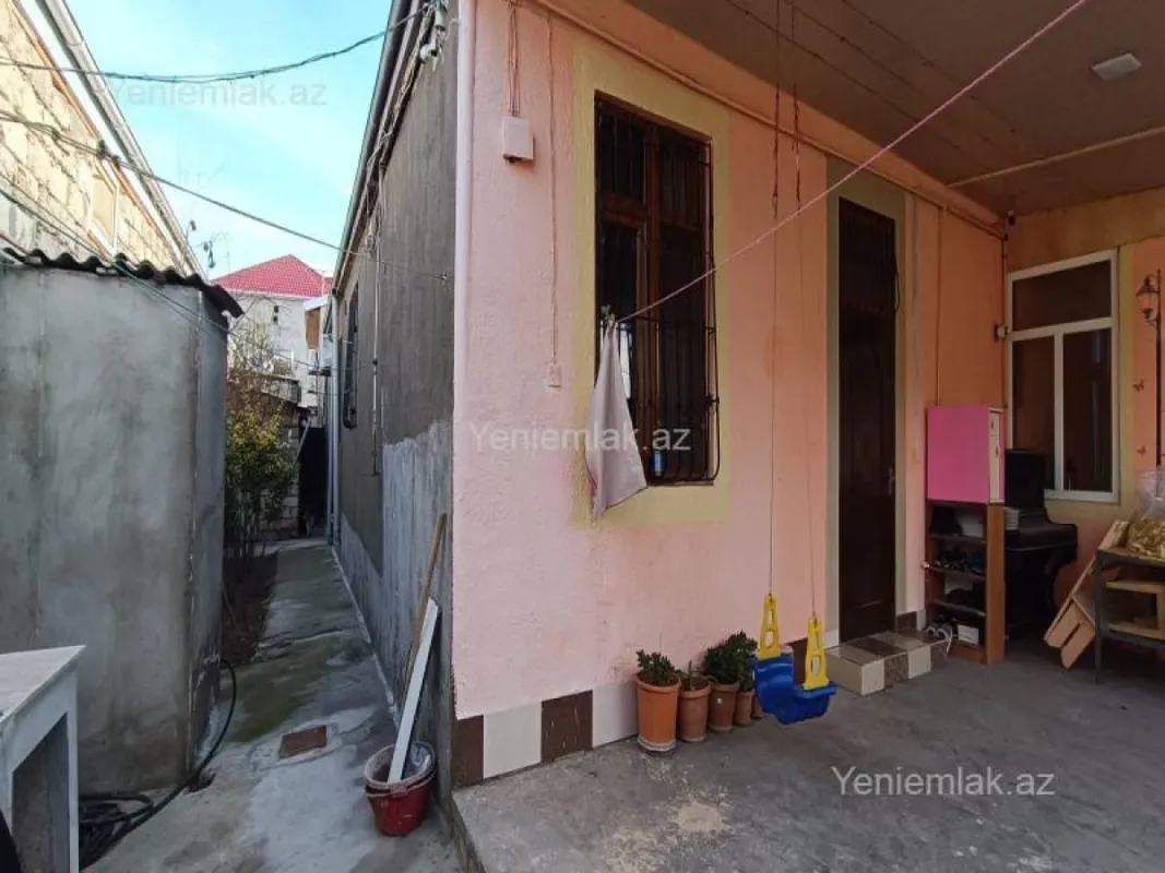 Satılır 5 otaqlı həyət evi 170 m²