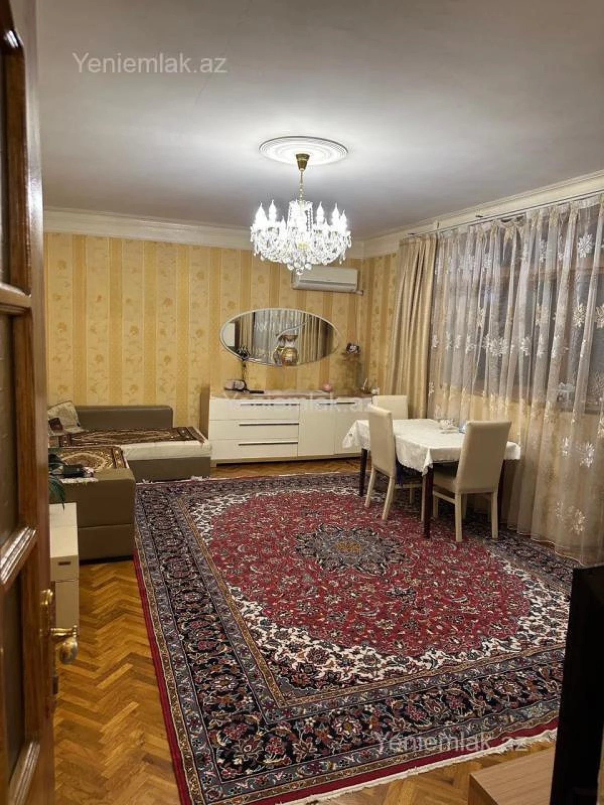 Satılır 3 otaqlı köhnə tikili 74 m²