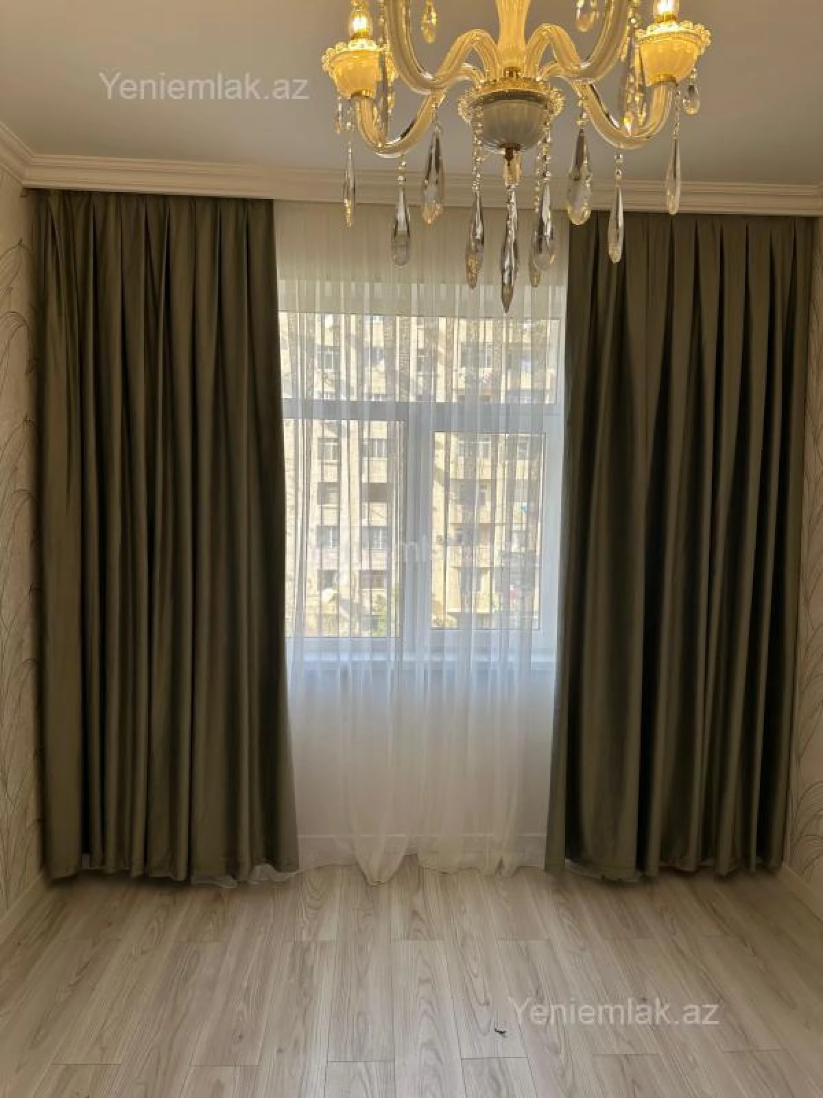 Satılır 3 otaqlı köhnə tikili 78 m²