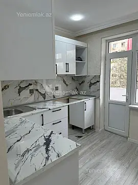 Satılır 3 otaqlı köhnə tikili 78 m²