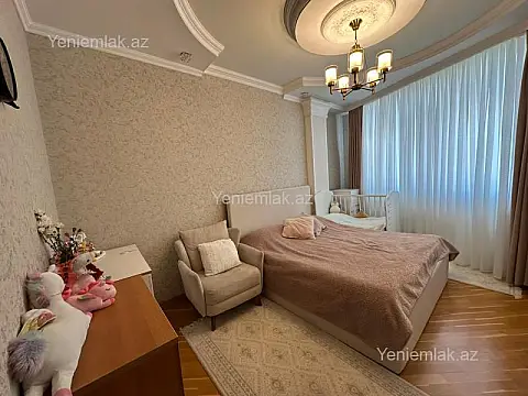 Satılır 2 otaqlı yeni tikili 90 m²