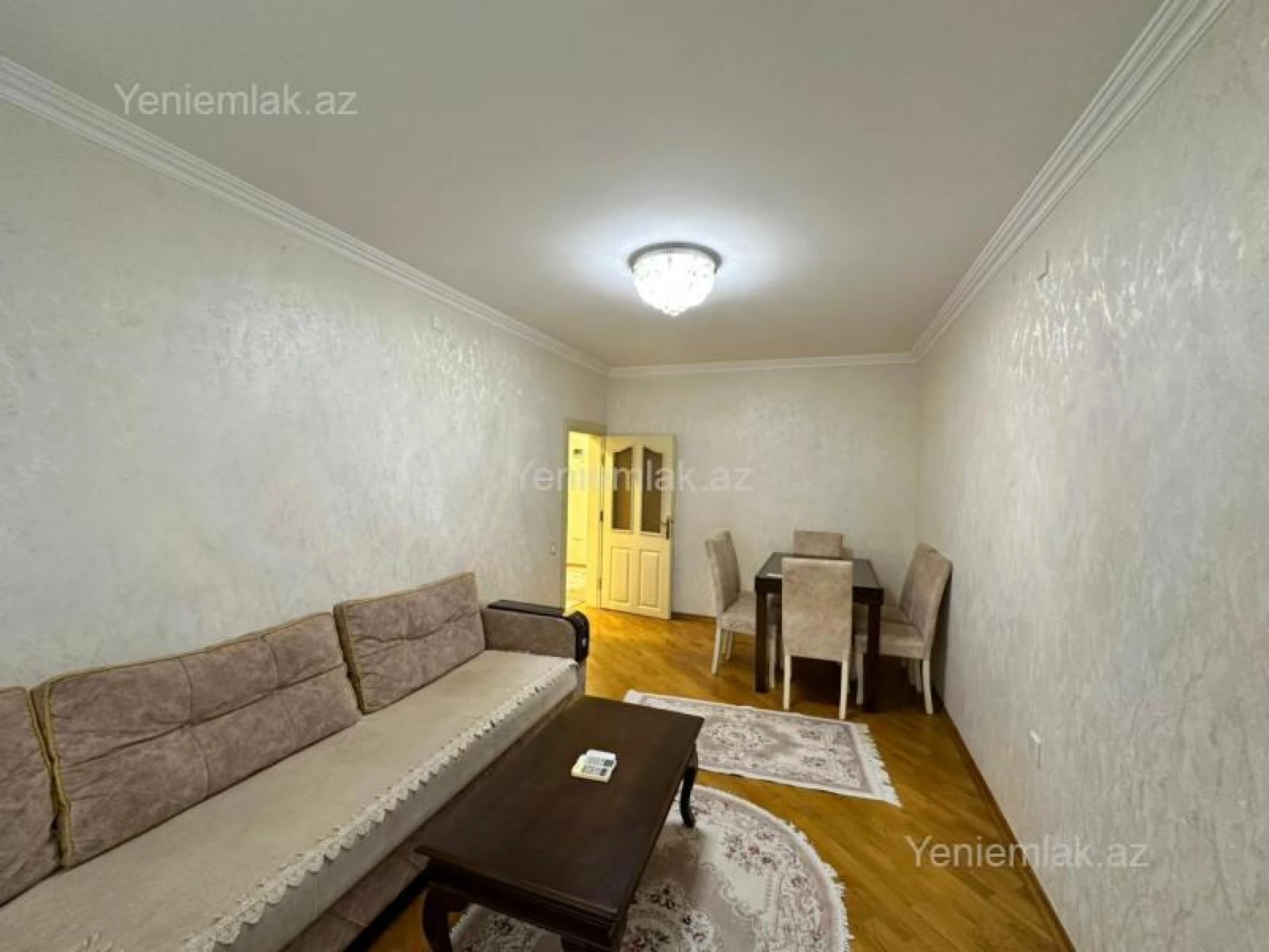 Satılır 2 otaqlı köhnə tikili 65 m²