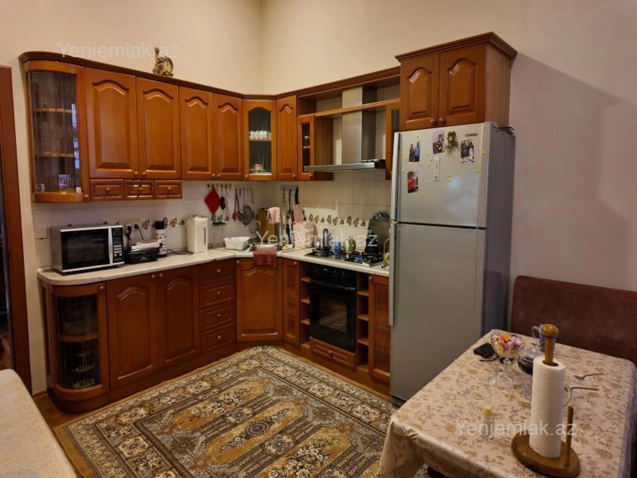 Satılır 6 otaqlı həyət evi 214 m²