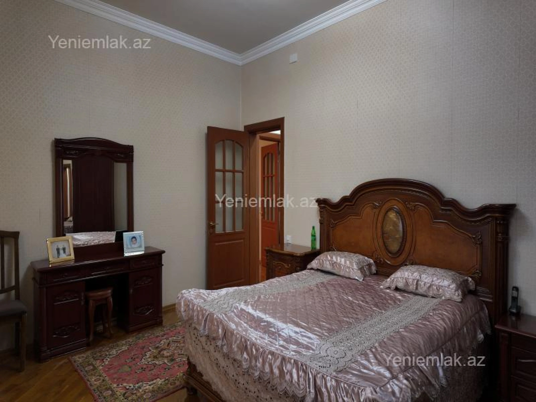 Satılır 6 otaqlı həyət evi 214 m²