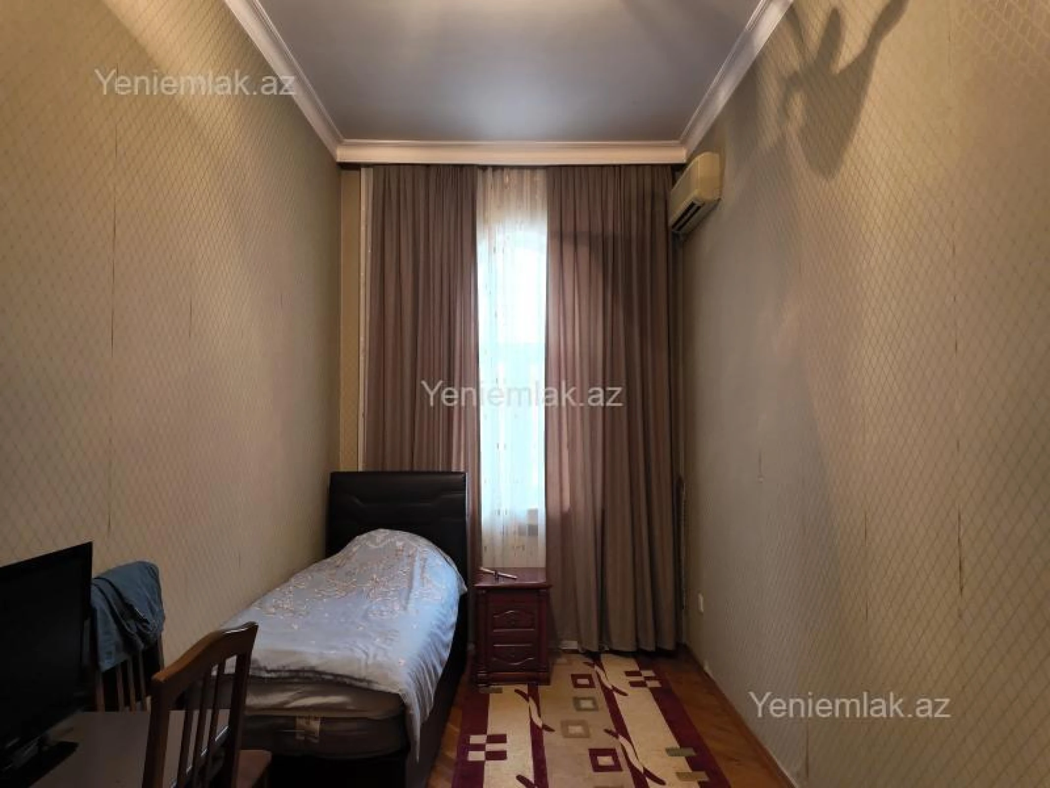 Satılır 6 otaqlı həyət evi 214 m²