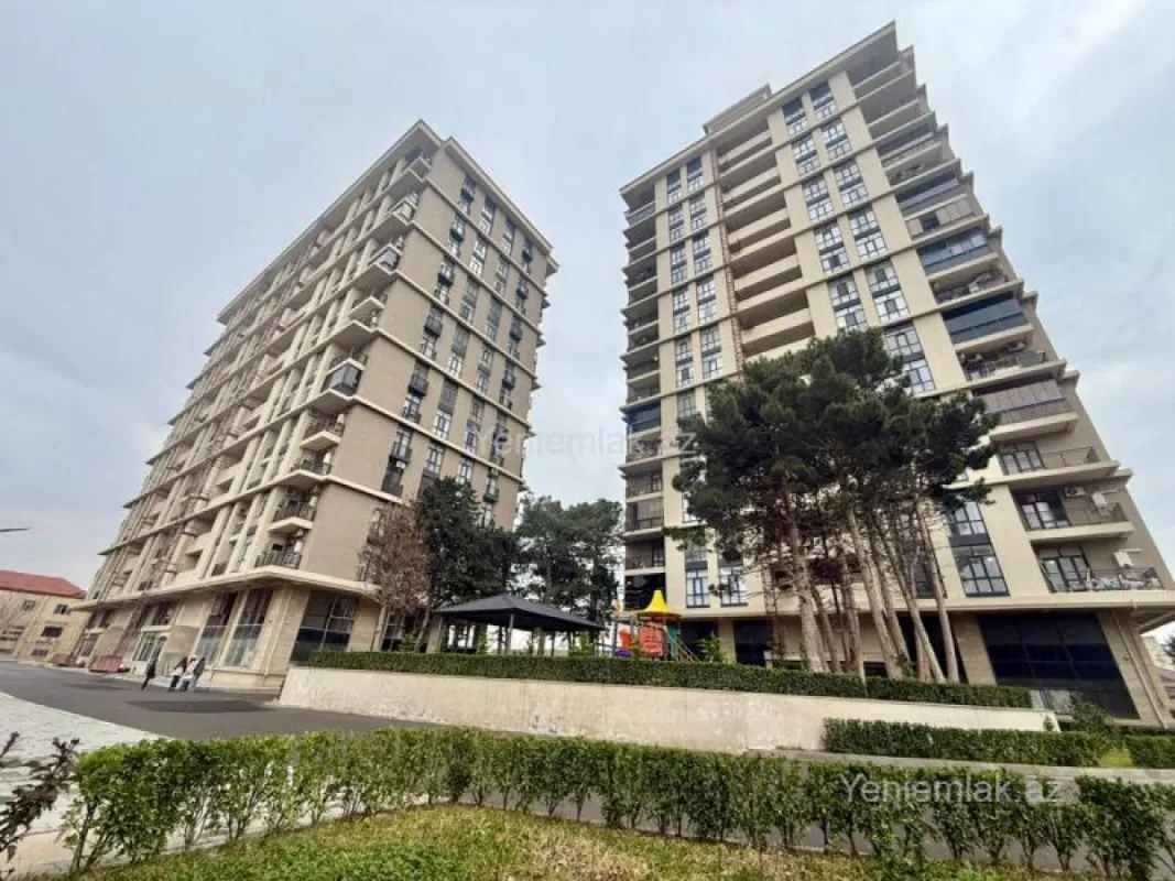 Satılır 3 otaqlı yeni tikili 80 m²