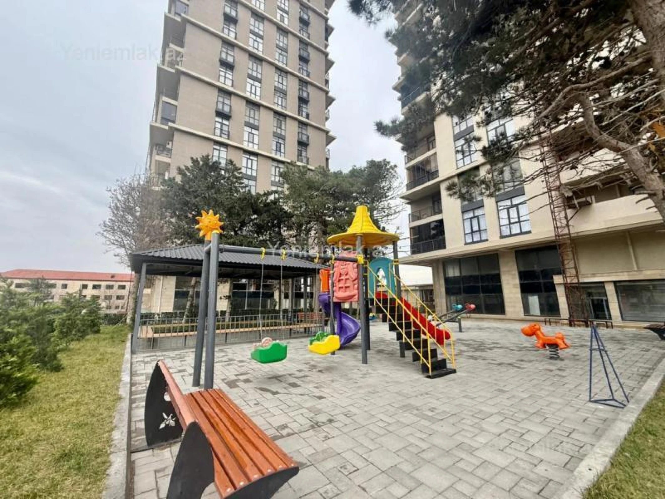 Satılır 3 otaqlı yeni tikili 80 m²