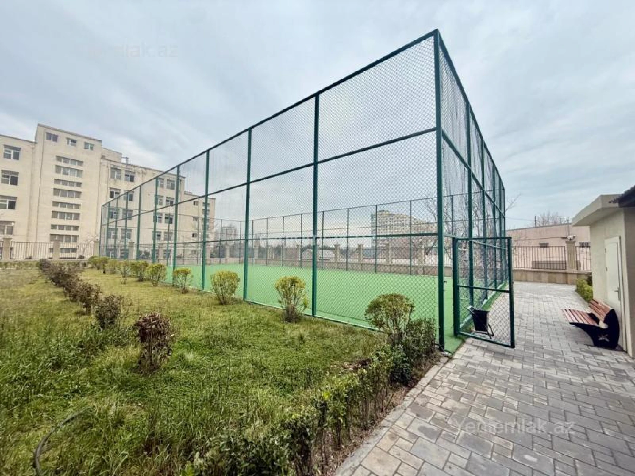 Satılır 3 otaqlı yeni tikili 80 m²