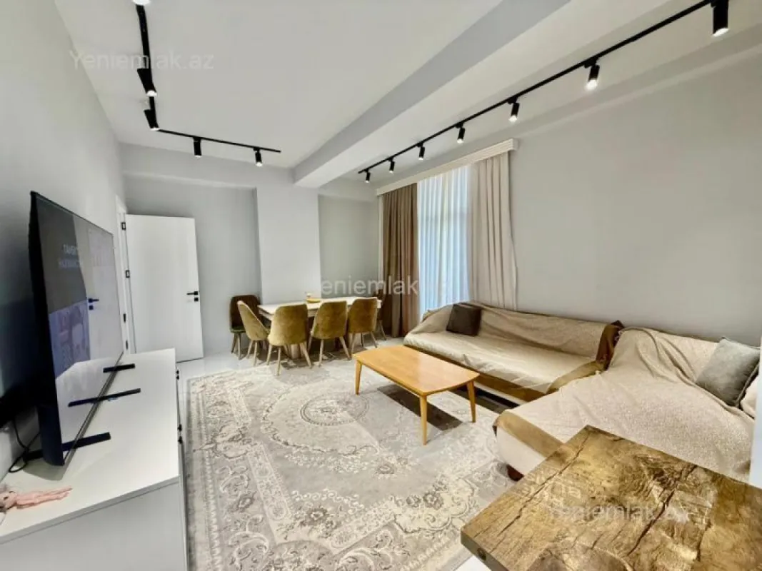 Satılır 3 otaqlı yeni tikili 80 m²