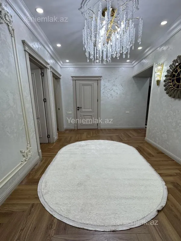 Satılır 3 otaqlı yeni tikili 110 m²