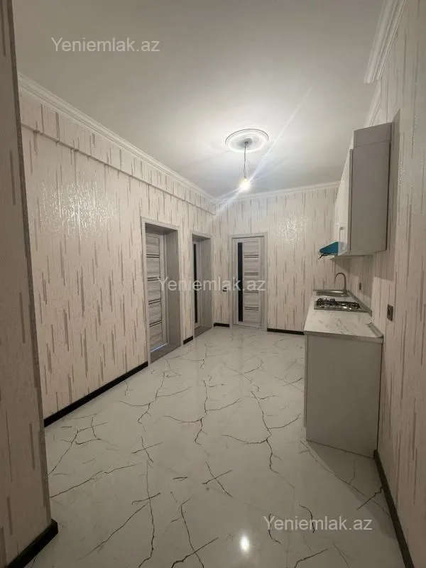 Satılır 3 otaqlı yeni tikili 70 m²