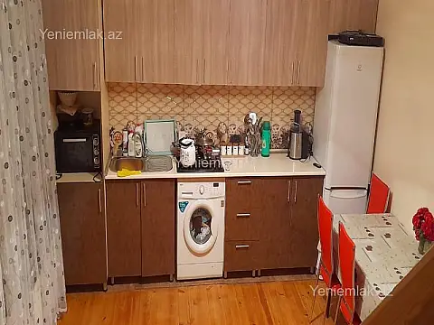 Satılır 4 otaqlı həyət evi 130 m²