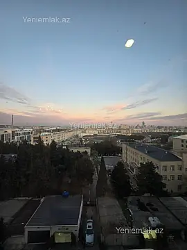 Satılır 4 otaqlı köhnə tikili 110 m²