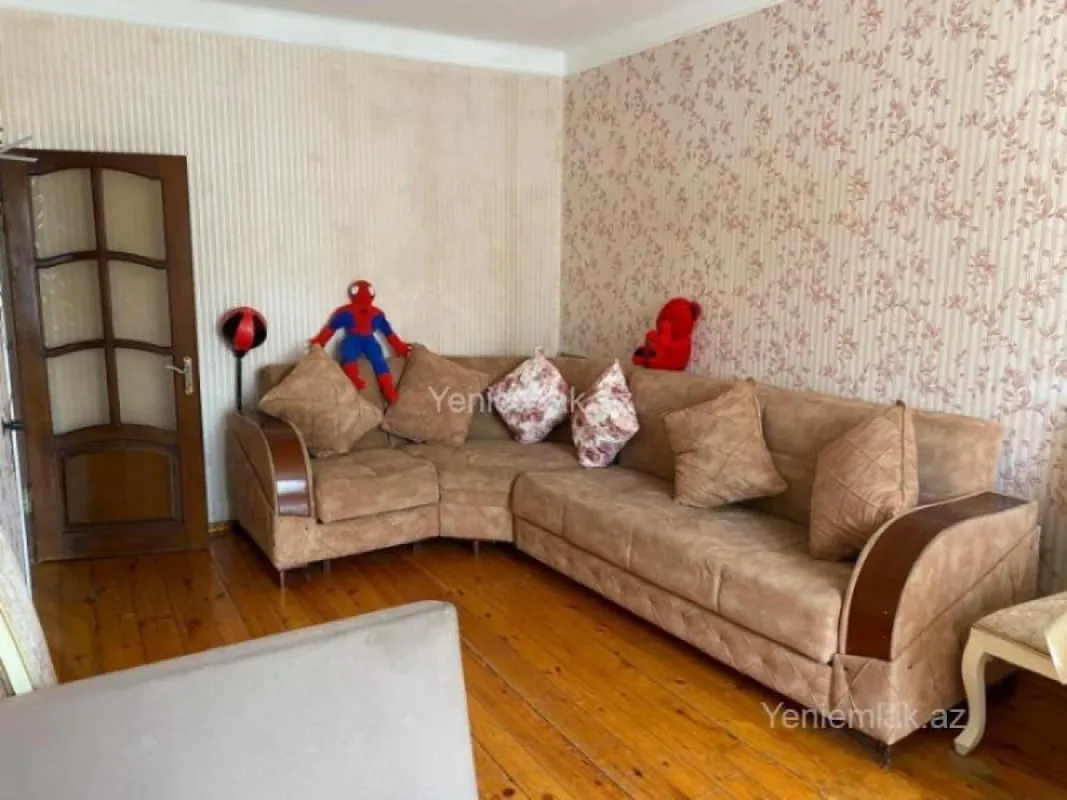 Satılır 3 otaqlı köhnə tikili 65 m²