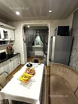 Satılır 3 otaqlı köhnə tikili 85 m²