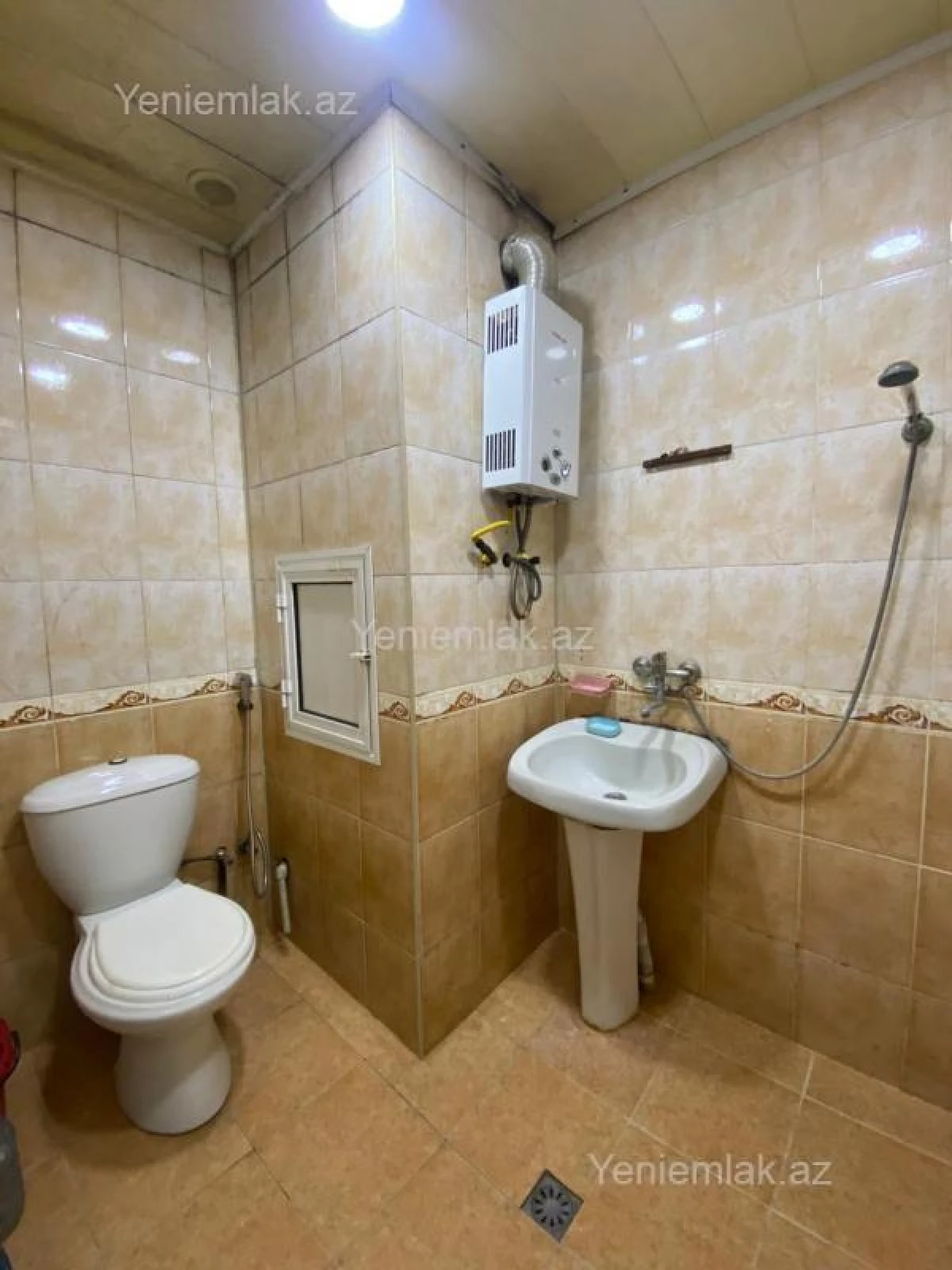 Satılır 3 otaqlı köhnə tikili 70 m²