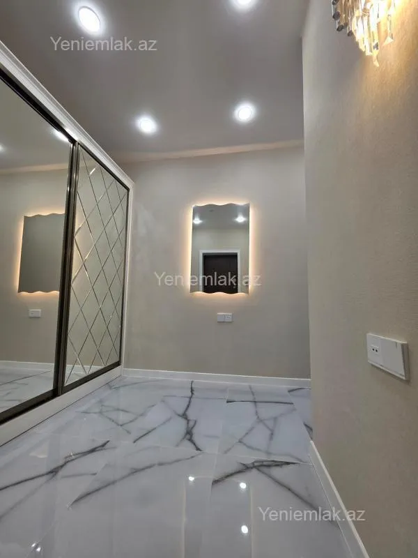 Satılır 3 otaqlı yeni tikili 100 m²