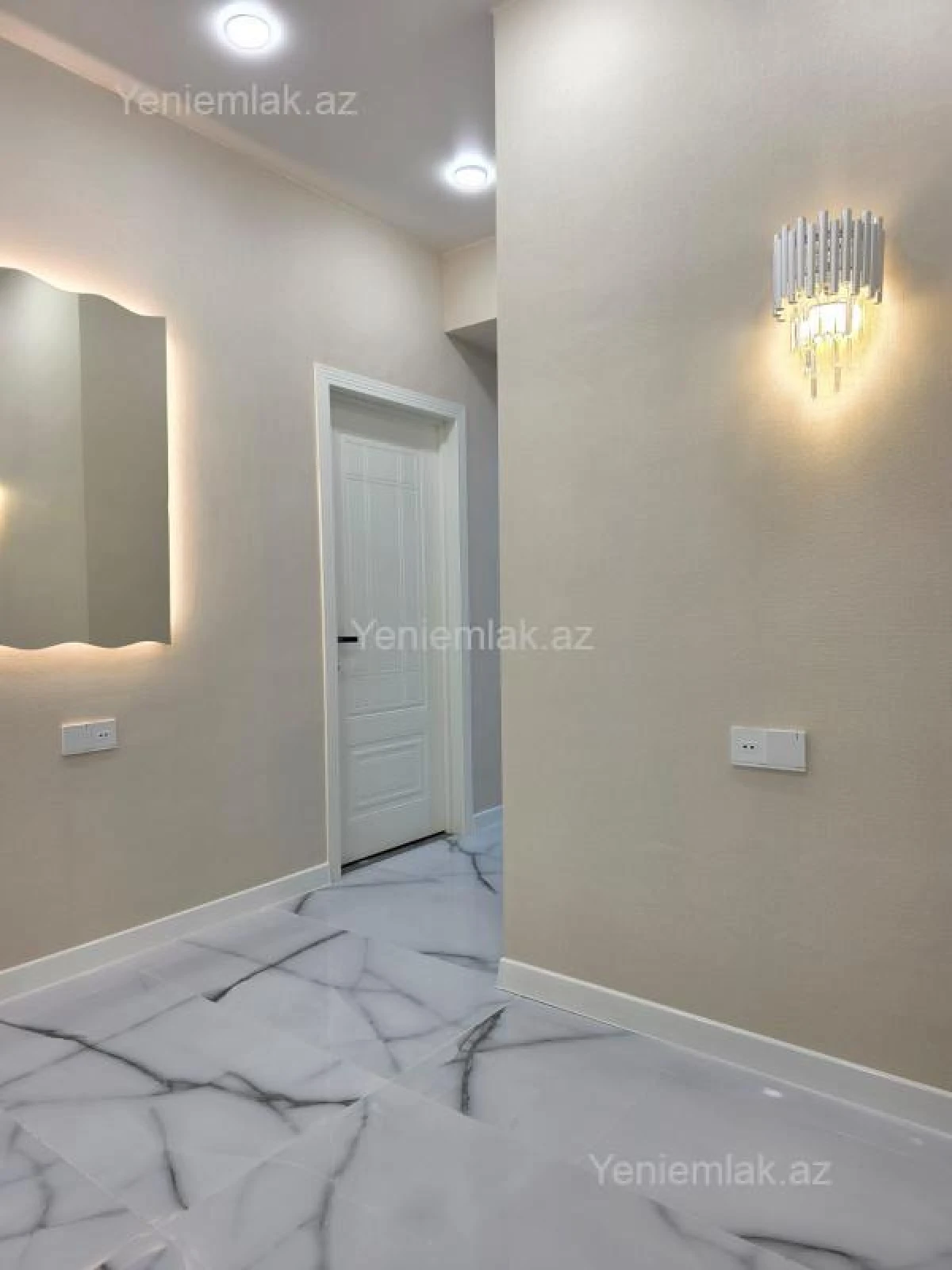 Satılır 3 otaqlı yeni tikili 100 m²